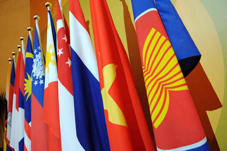 ASEAN flags