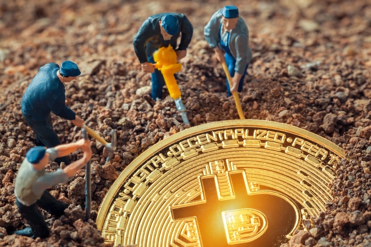solo mining success ends up with rare bitcoin win with solo miner