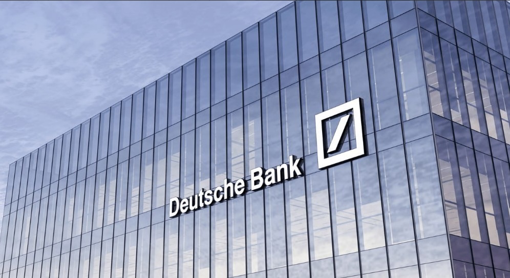Deutsche Bank Avis stock in short squeeze situation