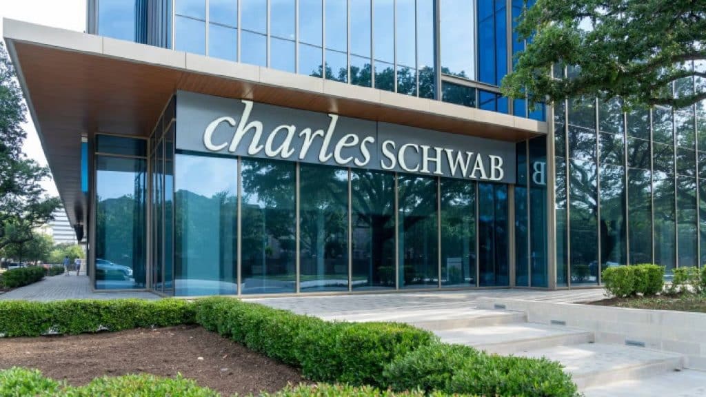 Charles Schwab to offer crypto trading
