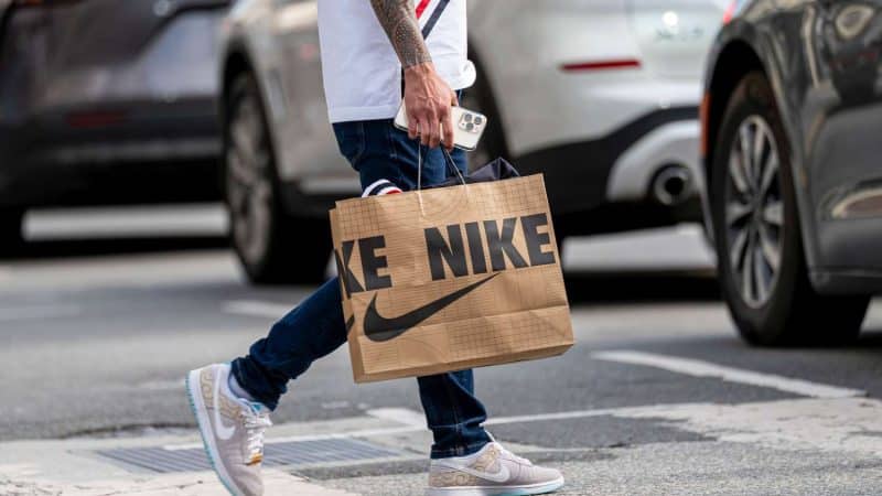Nike stock crash