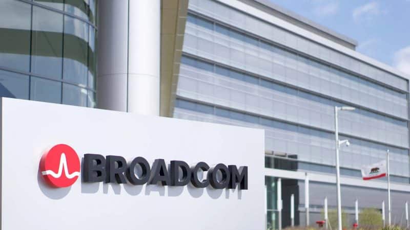 AVGO Earnings Broadcom AI growth semiconductor outlook stock reaction AI accelerators tech sector trends