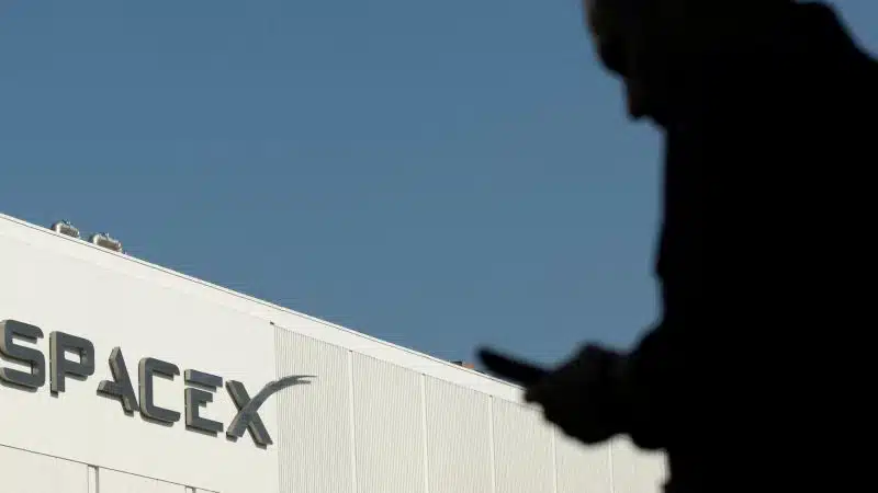 SpaceX Stock Drop Netflix Stock Plunge SpaceX Market Value Tech Stock Selloff Streaming Giant Drop