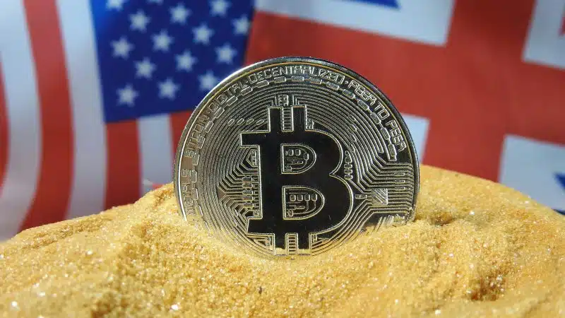 Bitcoin coin with US flag representing White House crypto meeting, crypto regulation, crypto is dead chatter and crypto market sentiment.