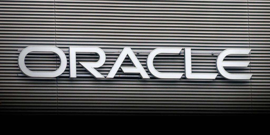 Oracle logo