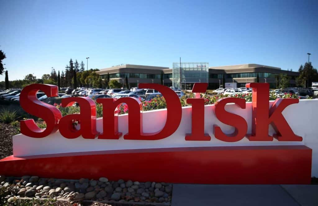 SanDisk Corp. Logo outside Headquarters